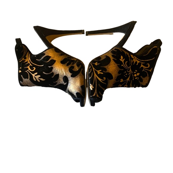 Black velvet metallic antique gold high heel peep toe shootie size 7.5 - Picture 4 of 6